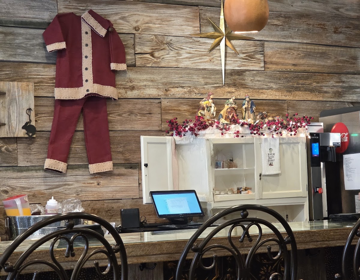 Momma Rabbit's Nibbles And Sips-3